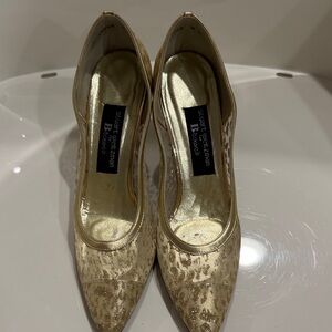 Stuart Weitzman Gold Leopard Print Heels